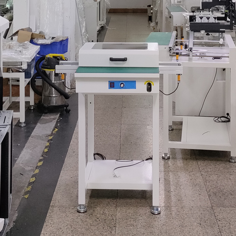 smt设备J9九游接驳台带防尘罩